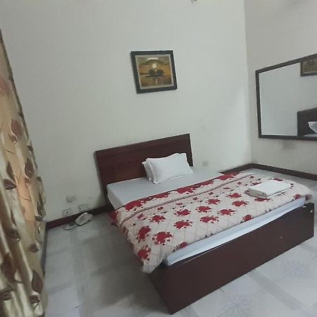 Oyo 681 Hoang Lan Guesthouse Hanoi Exterior photo