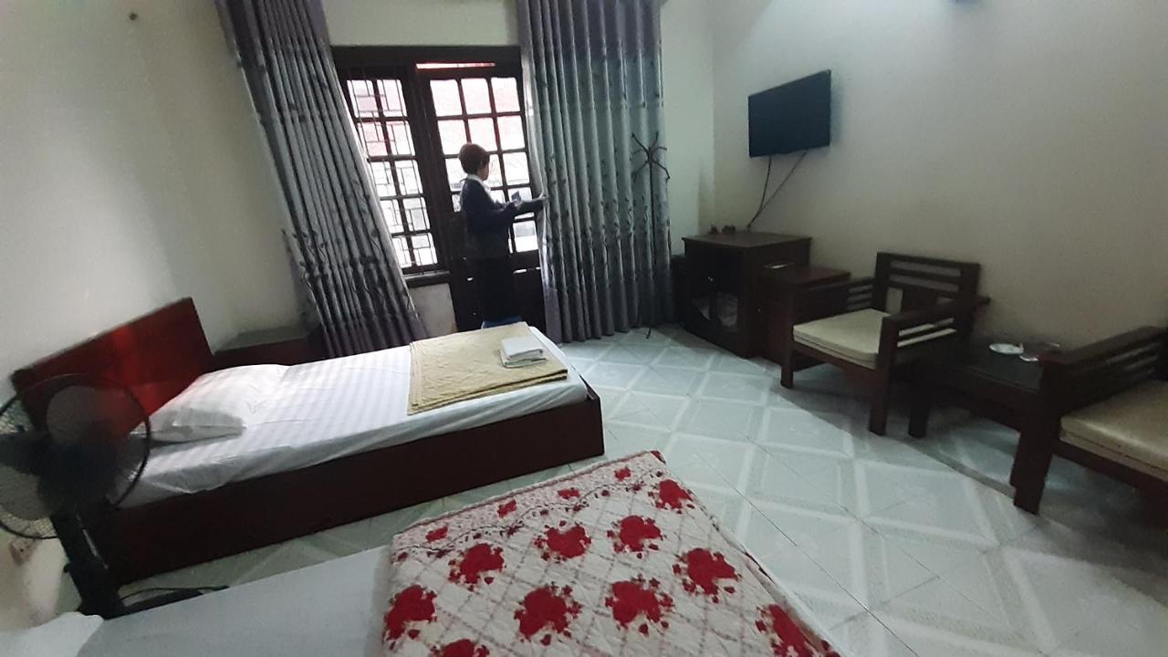 Oyo 681 Hoang Lan Guesthouse Hanoi Exterior photo
